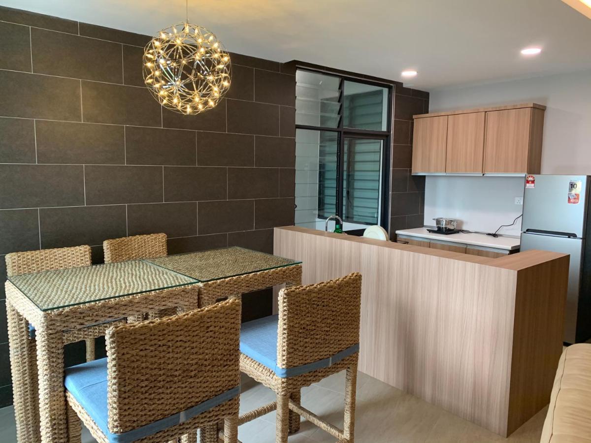 3Bedroom Rex Apartment 5Min Drive To Vivacity Kuching Eksteriør billede